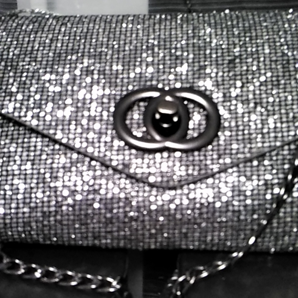 Purse - Picture 2 of 2